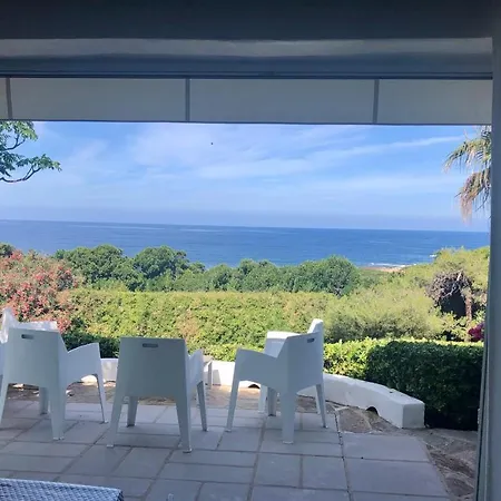 A 2 Mn De La Mer, Villas Ancone