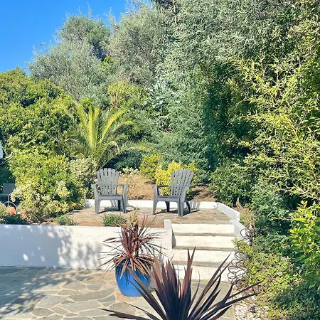 A 2 Mn De La Mer, Villas Ancone