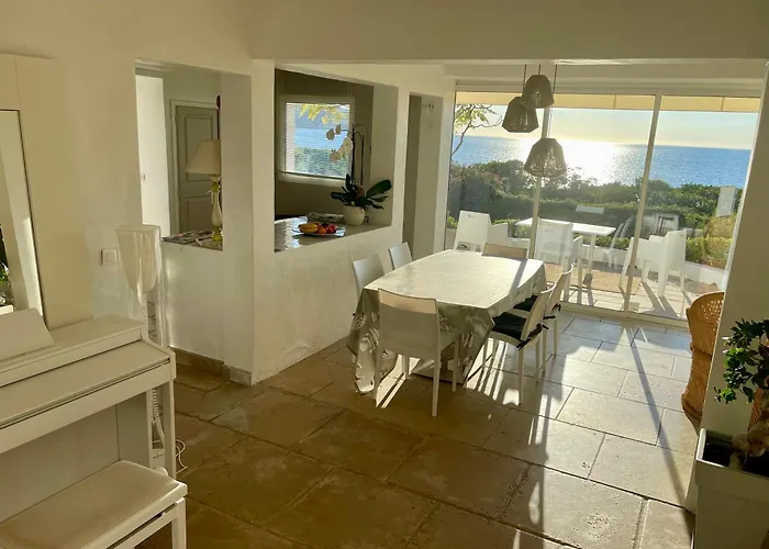 Дом отдыха Ancone *